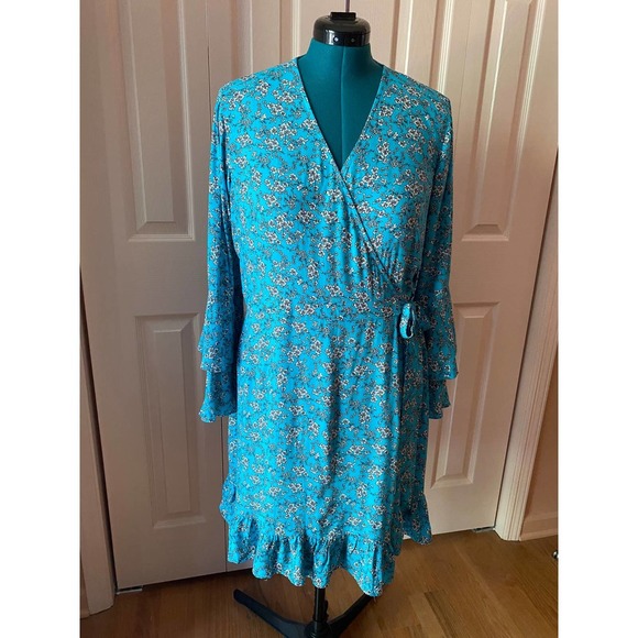 Ruffle Wrap Dress L/G 12/14 Bell Sleeves Floral NWT - Picture 1 of 10